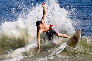 乐鱼体育官网下载-外援表现抢眼帮助球队取得连胜，外援的话